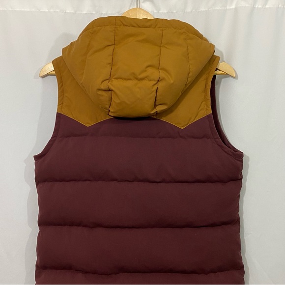 Patagonia Bivy Hooded Down Filled Puffer Vest in Maroon Rare - Picture 9 of 16